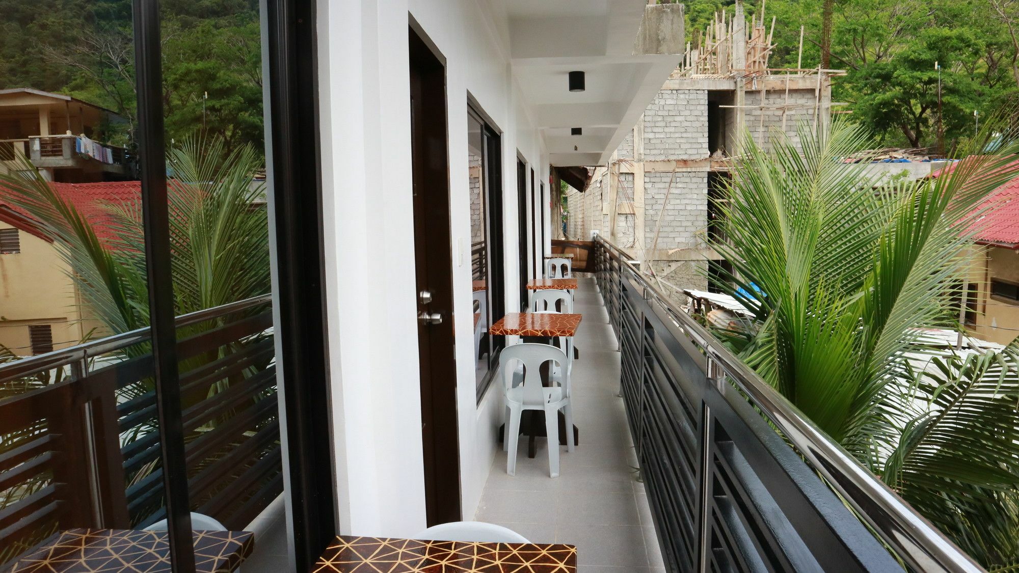 Chelle'S Apartelle - Inn El Nido Exterior foto